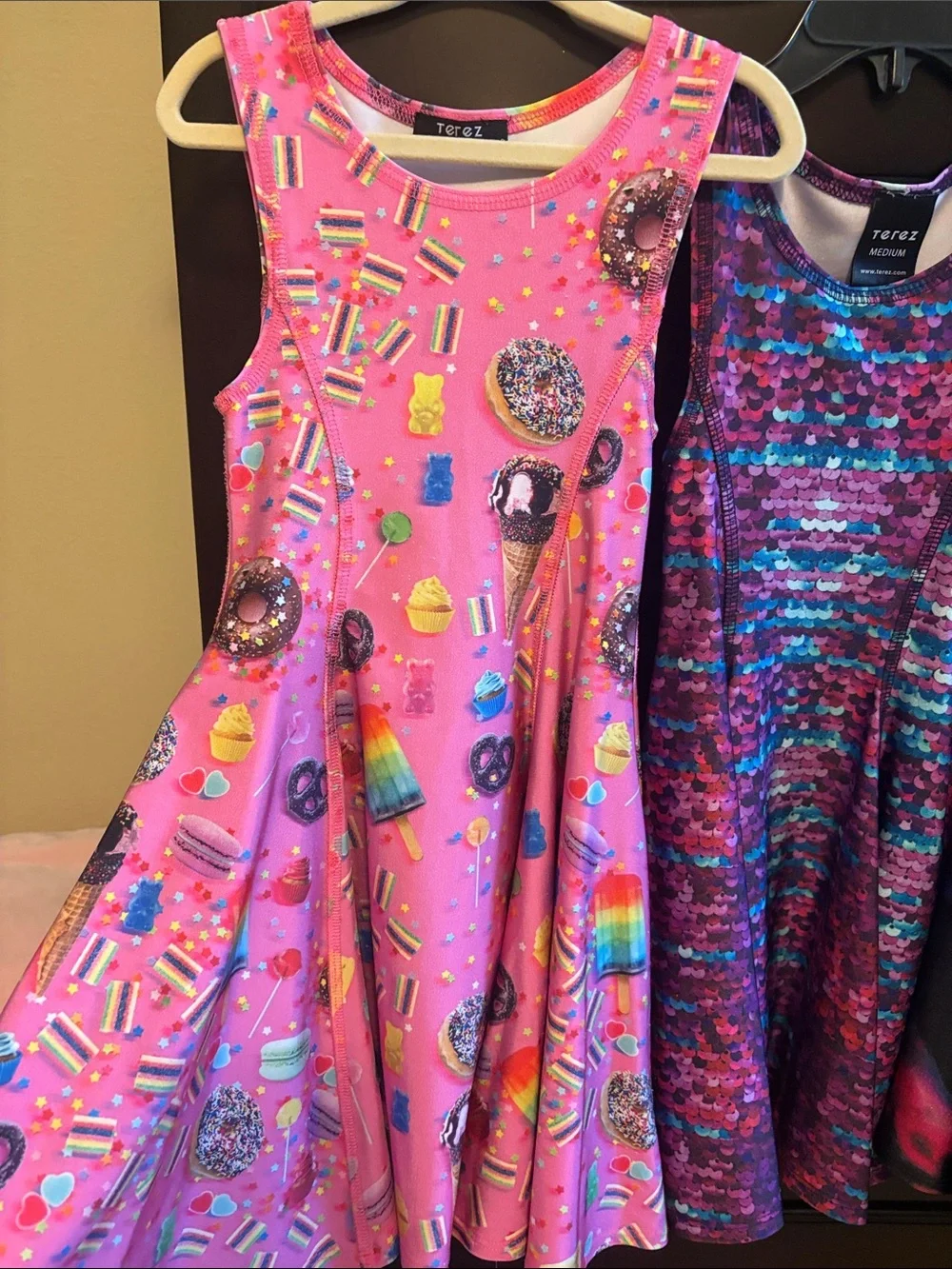 TEREZ GIRLS - lot of 4 printed dresses, Size MEDIUM
